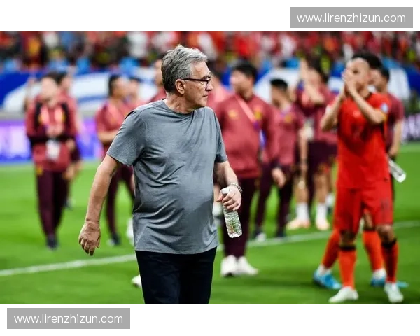 世界杯入场曲的辉煌篇章:音乐如何点燃全球球迷的激情与期待